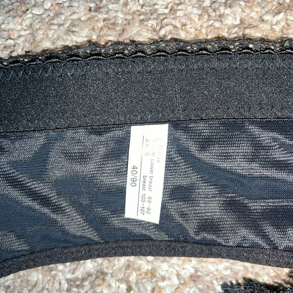 Lace Bralettes - Picture 2 of 3